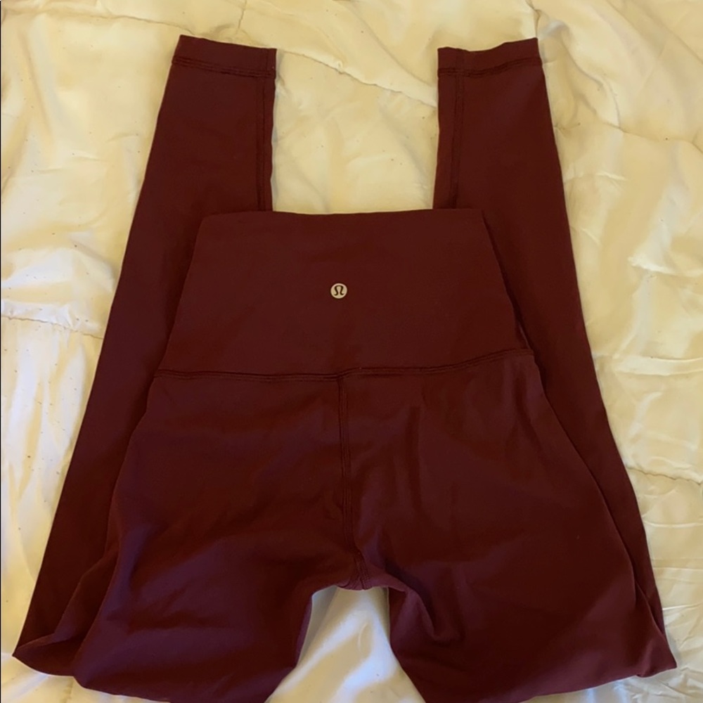Lululemon Wunder Under Sz 4 28”